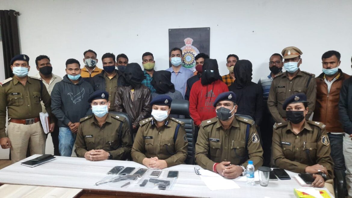 बिलासपुर पुलिस को मिली बड़ी सफलता,दर्रीघाट में हुए दिन दहाड़े डकैती का हुआ खुलासा,4 गिरफ्तार और 6 फरार..