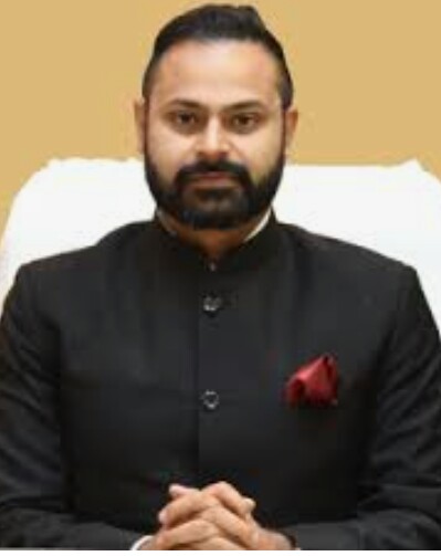 *कार्यालयों में एक तिहाई होगी कर्मचारियों की उपस्थिति *कोरोना संक्रमण को देखते हुए कलेक्टर ने जारी किए निर्देश