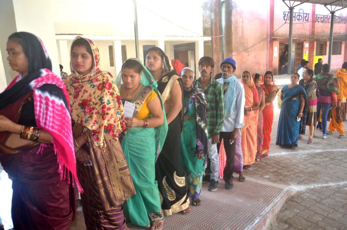 वार्ड पार्षद चुनाव में 52.18 फीसदी वोटरों ने किया मतदान..