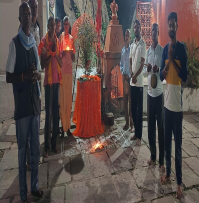 कौशल्या मंदिर में की गई तुलसी पूजा