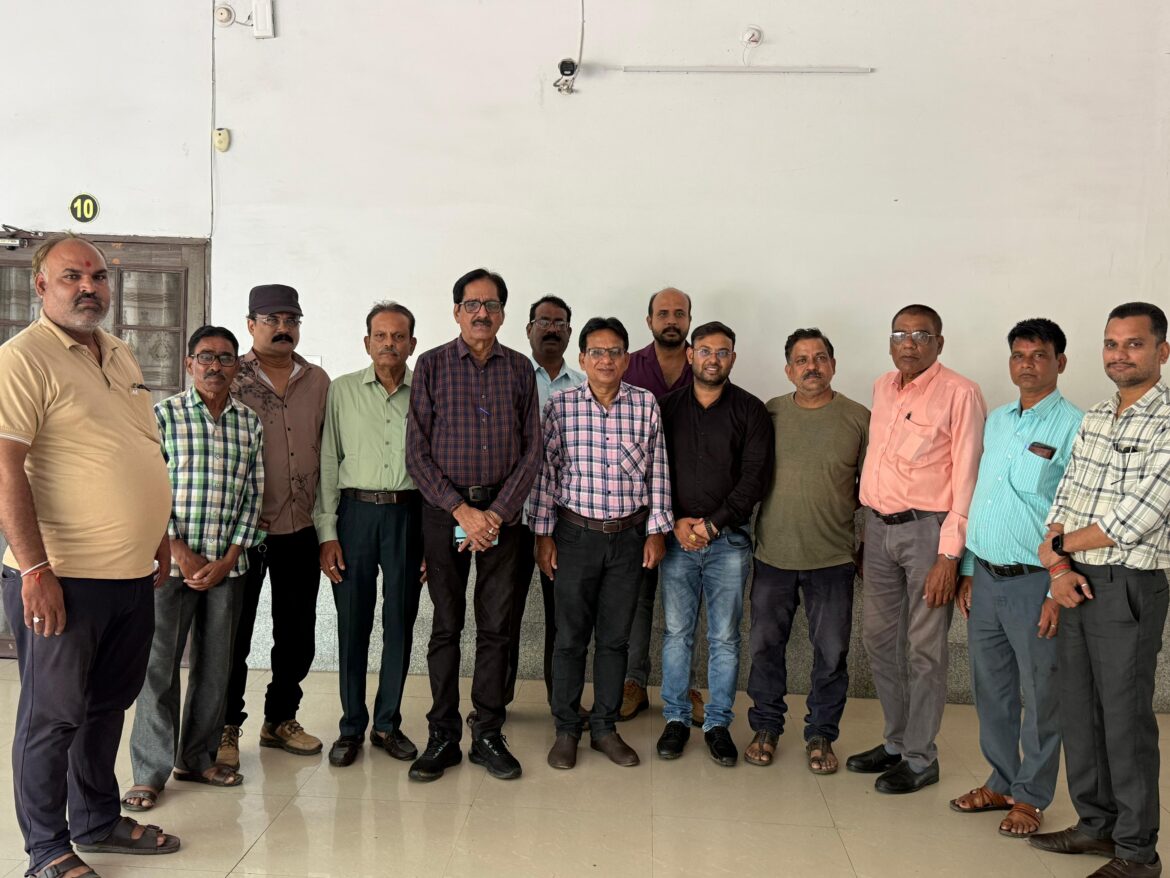 छत्तीसगढ़ पत्रकार न्याय कल्याण महासंघ का बैठक हुआ सर्वसहमति से प्रदेश अध्यक्ष श्री तिलक सलूजा सर्व सहमति से नियुक्त किया गया