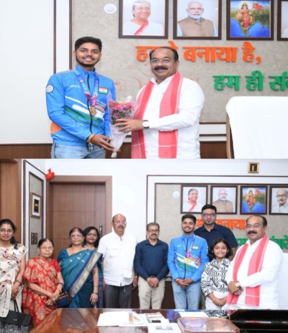 उप मुख्यमंत्री अरुण साव से छत्तीसगढ़ के अंतरराष्ट्रीय शूटर दिव्यांशु ने की मुलाकात
