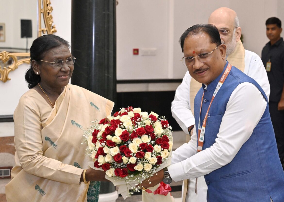 राष्ट्रपति मुर्मु ने जताई बस्तर दशहरा और बस्तर पंडुम में शामिल होने की इच्छा