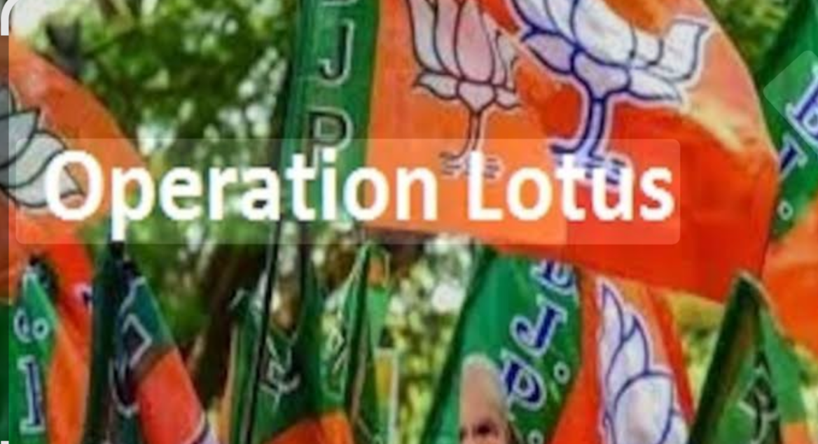 ममता को एक और बड़ा झटका, तीन पूर्व सांसदों ने थामा बीजेपी का