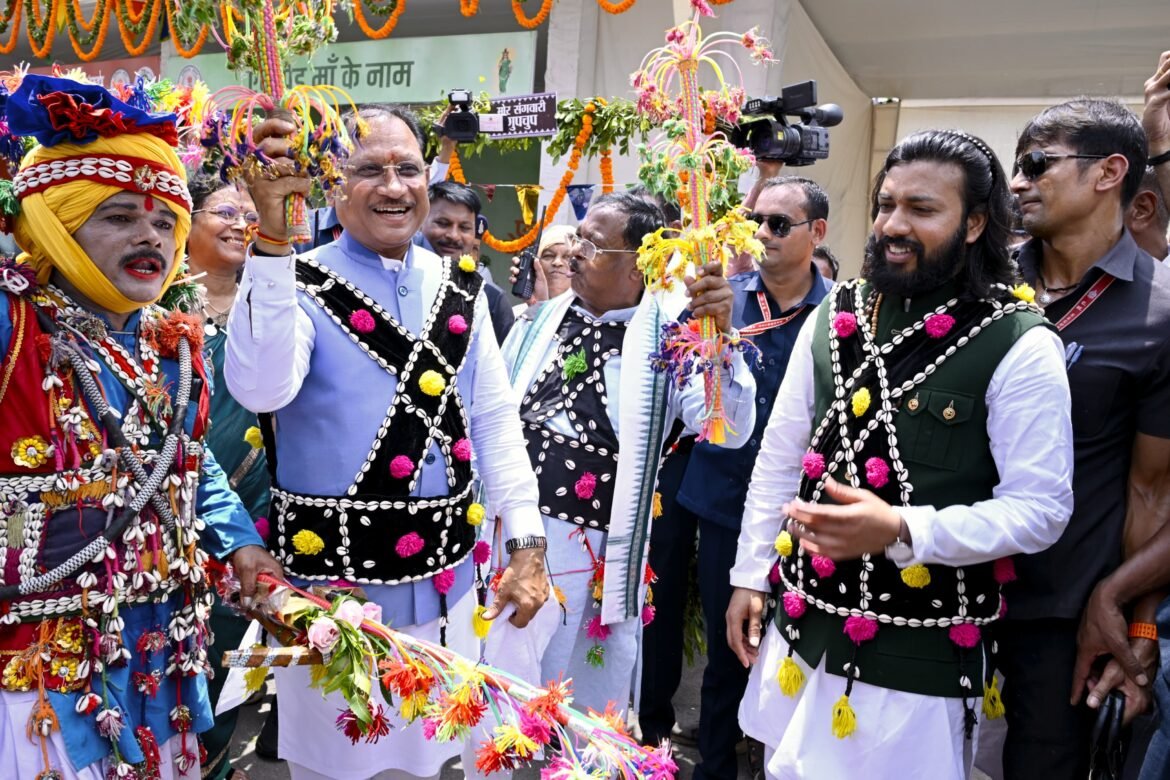 मुख्यमंत्री निवास में धूमधाम से मनाया गया हरेली तिहार, देखिए त्यौहार की झलकियां