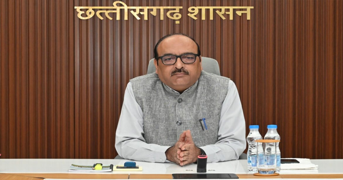 छत्तीसगढ़ में सुघ्घर छत्तीसगढ़ अभियान की प्रगति तेज, मुख्य सचिव ने की कल्याणकारी योजनाओं के शत-प्रतिशत क्रियान्वयन की समीक्षा…..