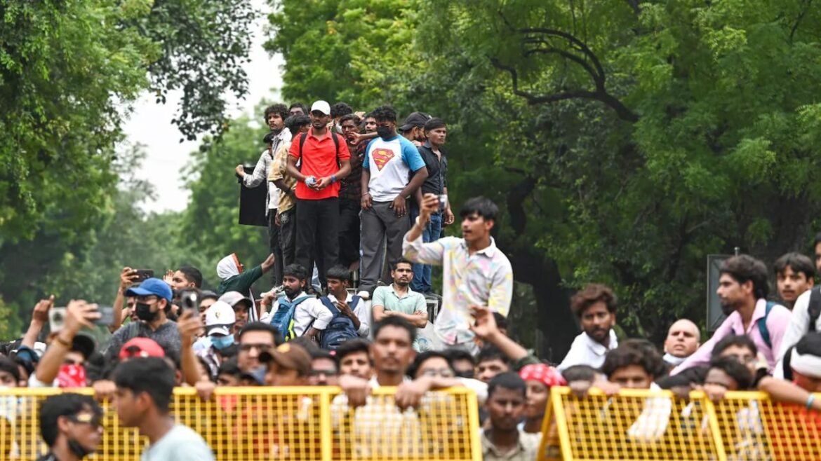 CJP Protest से पहले दिल्ली में अलर्ट, इंटरनेट सेवाओं पर 24 घंटे की पाबंदी; दुकानें और रेस्टोरेंट भी रहेंगे बंद