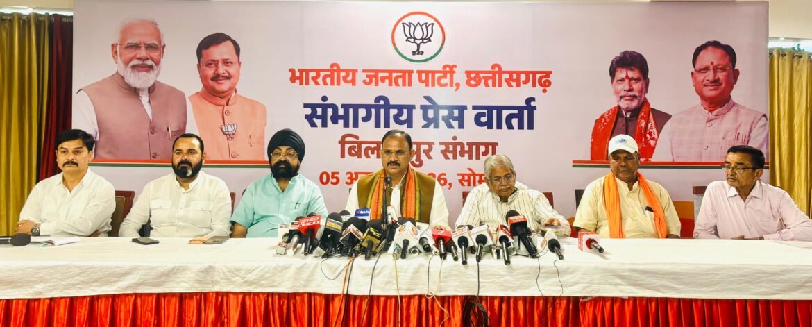 मोदी के 25 साल के जनसेवा कार्यकाल पर स्वास्थ्य मंत्री जायसवाल ने गिनाईं उपलब्धियां