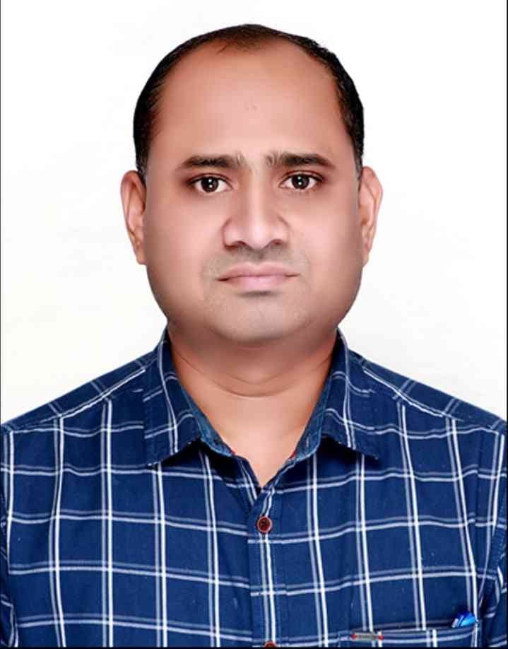 शिक्षक अमित कुमार नामदेव की तत्परता और जागरूकता से अचेत हुए परीक्षार्थी की बची जान*