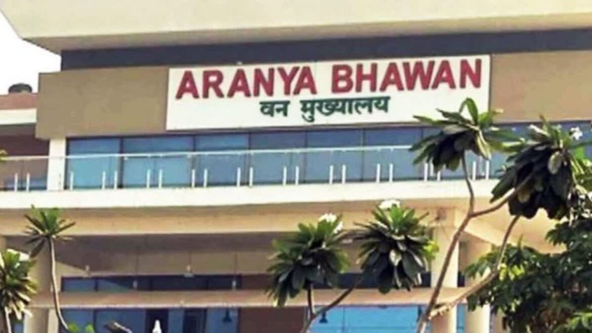 CG Forest Transfer : वन विभाग में बड़ा प्रशासनिक फेरबदल, कई वन क्षेत्रपालों के तबादले, देखें पूरी सूची